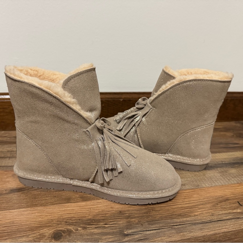 Christie Suede Sheepskin Fringe Boots Gold Metallic Shimmer Size 9 Fall - Picture 7 of 7